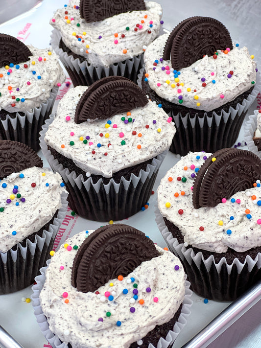 Cookies & Cream Cupcakes